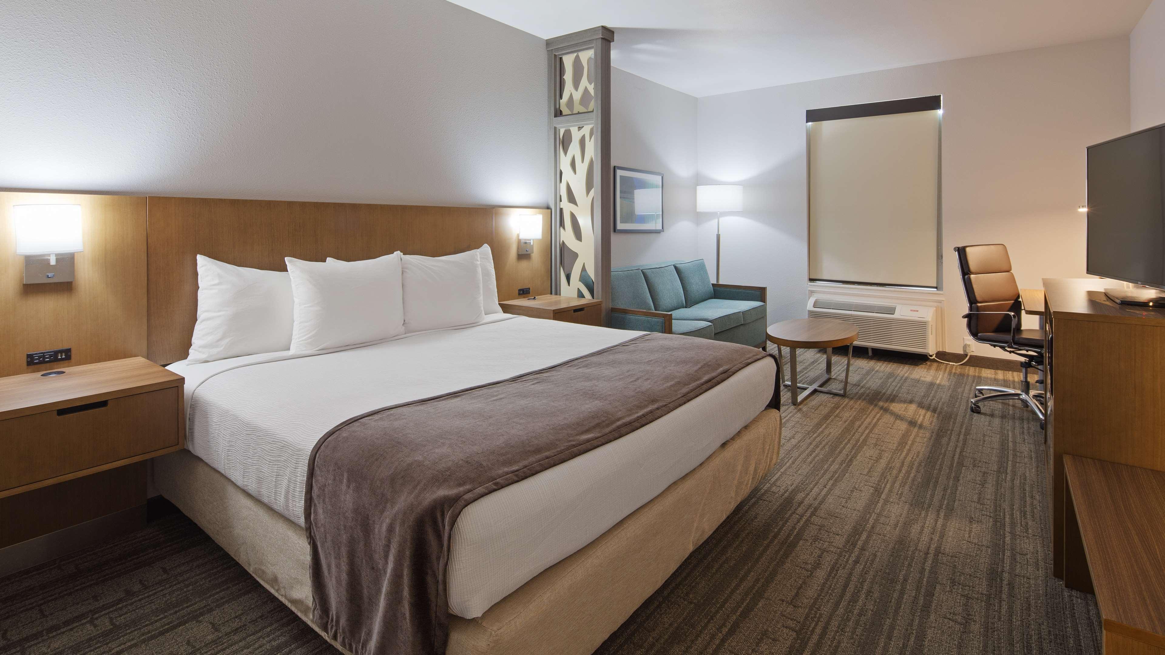 Best Western Green Oaks Inn La Vernia Exterior photo